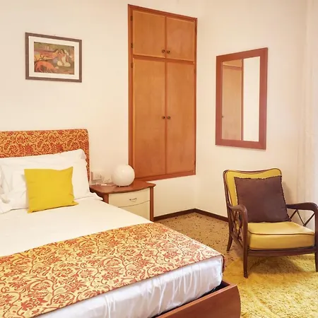 - Esperienza In Centro Storico 